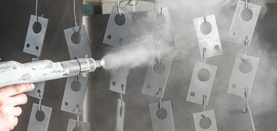 Powder coating with a sprey gun